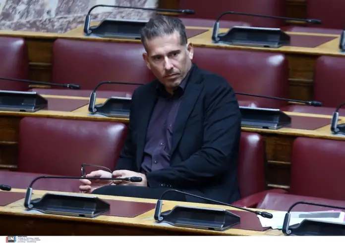 Αλκοτέστ στο κέντρο της Αθήνας: Πρόστιμο και αφαίρεση διπλώματος για τον Διαμαντή Καραναστάση