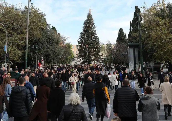 Τελευταία Κυριακή για αγορές: Πότε είναι ανοιχτά μαγαζιά και σούπερ μάρκετ μέχρι την Πρωτοχρονιά