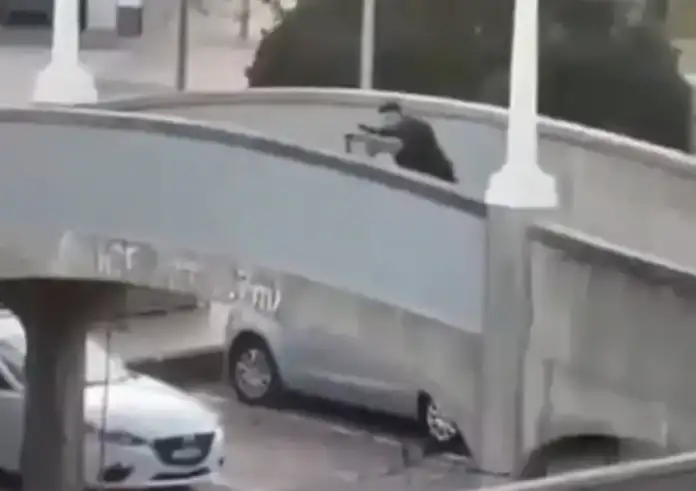 Σίδνεϊ: Μακελειό σε εβραϊκή εκδήλωση σε παραλία – 12 νεκροί, δεκάδες τραυματίες προκαλούν παγκόσμιο σοκ