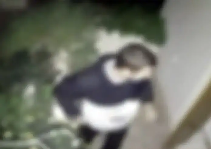 Νέα Σμύρνη: Συνελήφθη 21χρονος που λήστευε ανήλικους με την απειλή μαχαιριού – Αναζητείται συνεργός