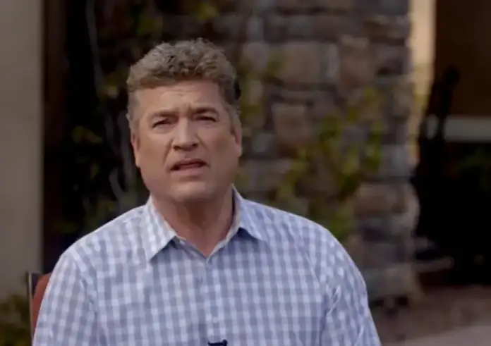 Πέθανε στα 60 του ο Πατ Φιν – Ο ηθοποιός που πέρασε από «Friends», «Seinfeld» και άφησε το στίγμα του στο «The Middle»