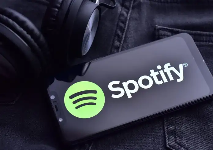 Η προσωπική σας μουσική χρονιά αποκαλύπτεται: Διαθέσιμο πλέον το Spotify Wrapped 2025