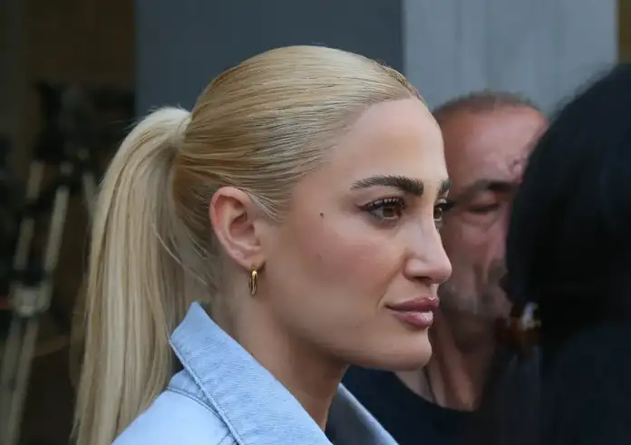 Σοβαρές απειλές κατά της Ιωάννας Τούνη: Τι αποκαλύπτει ο δικηγόρος της για τα μηνύματα τρόμου