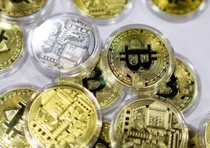 Κρυπτονομίσματα σε καμπή: Από την ευφορία Τραμπ στα σκάνδαλα και τον φόβο για νέο κραχ