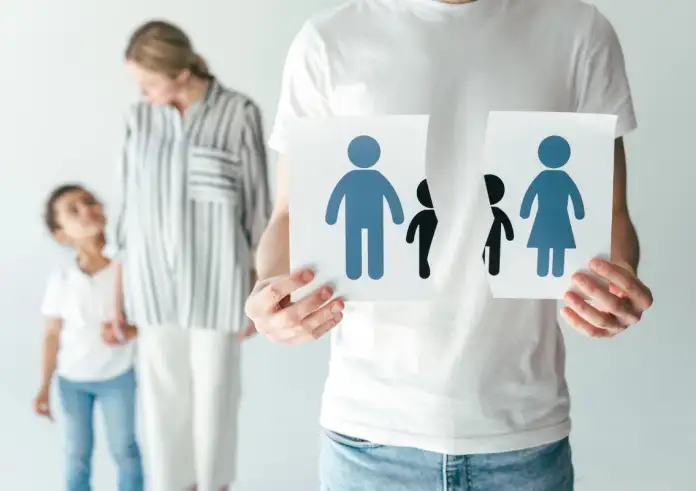 Βόμβα από τους δικηγόρους: Ζητούν την άμεση κατάργηση της συνεπιμέλειας – Δημιουργεί σύγχυση και ανασφάλεια δικαίου