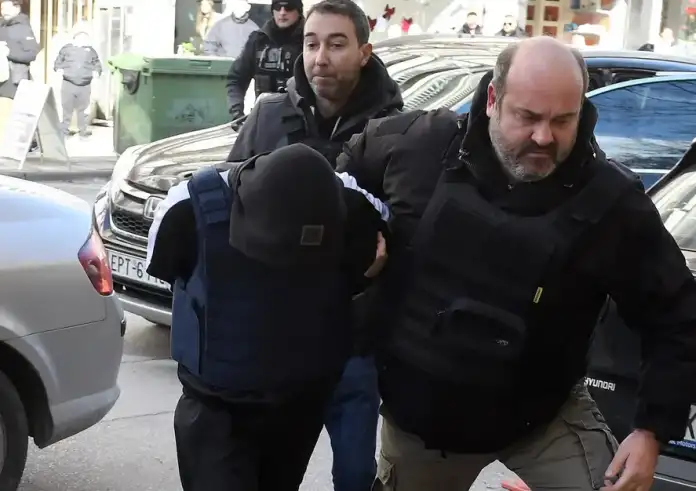 Άγριος βασανισμός του 16χρονου δολοφόνου των Σερρών στις φυλακές: Τον μαστίγωσαν με καλώδιο