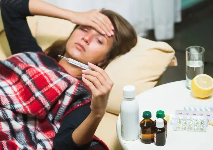 Γρίπη 2026: Τα 3 «καμπανάκια» που δείχνουν ότι πρέπει να καλέσετε αμέσως γιατρό – Μην τα αγνοήσετε