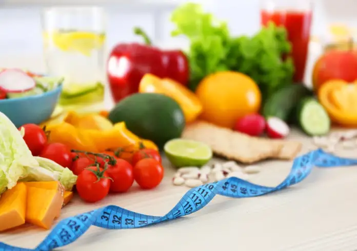 Ισορροπημένη διατροφή: Ο απόλυτος οδηγός για μόνιμη απώλεια βάρους – Τα 6 βήματα για να «κάψετε» λίπος χωρίς στερήσεις
