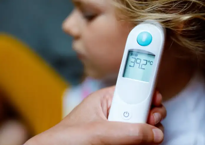 Συναγερμός στα νοσοκομεία: «Σαρώνουν» γρίπη και ιώσεις – Τα 2 κρίσιμα συμπτώματα που δεν πρέπει να αγνοήσετε