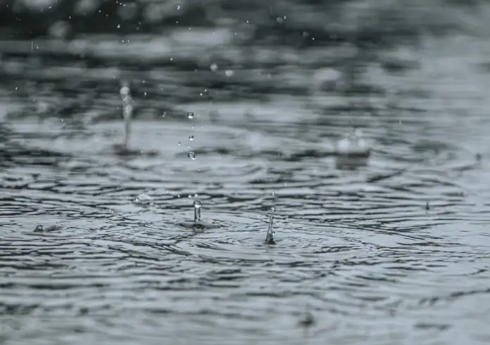 Καιρός 23 Ιανουαρίου: Βροχές και καταιγίδες σε όλη τη χώρα – Πού «σκαρφαλώνει» στους 18 βαθμούς ο υδράργυρος