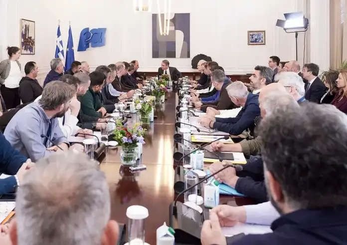 LIVE: Τίτλοι τέλους στη συνάντηση Μητσοτάκη - Αγροτών – Η ώρα των δηλώσεων