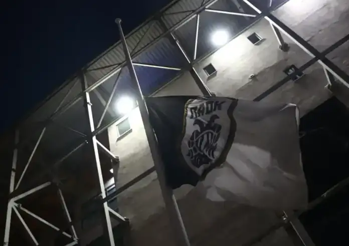 Αδιανόητη τραγωδία: Πέθανε από το σοκ 54χρονος οπαδός του ΠΑΟΚ μόλις έμαθε για τον θάνατο του φίλου του στη Ρουμανία