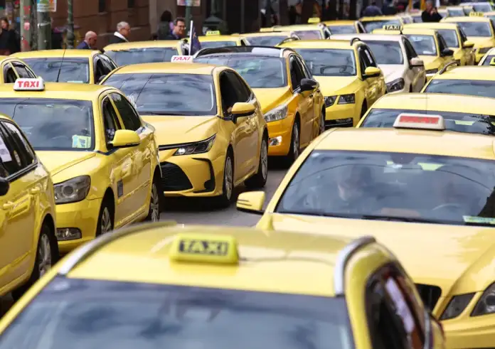 Απεργία Ταξί: Χωρίς υπηρεσίες Αθήνα και Θεσσαλονίκη – Όλες οι εξελίξεις και οι κινητοποιήσεις