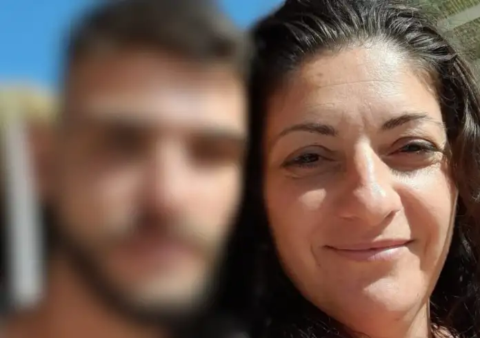 Δίκη για τη γυναικοκτονία στο Αγρίνιο: «Γιατί τη σκότωσες;» – Το δραματικό ξέσπασμα της μητέρας της Δώρας