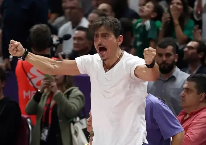 Δημήτρης Γιαννακόπουλος: «Αν πάρει ο Ολυμπιακός το Ευρωπαϊκό στο ΟΑΚΑ, καλύτερα να κρυφτούμε στην Κρήτη»