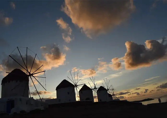Καιρός: Οι δυσκολίες της Κυριακής και η λύτρωση της Καθαρής Δευτέρας. Αναλυτική πρόγνωση