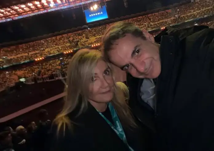 Μαρέβα Μητσοτάκη: Χειρουργήθηκε και στα δύο χέρια στο ΚΑΤ μετά από ατύχημα στην Ιταλία