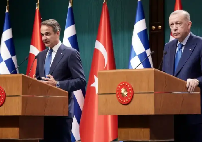 Στην Άγκυρα ο Μητσοτάκης: Η ατζέντα του τετ-α-τετ με τον Ερντογάν. Τα τρία «μέτωπα» πριν το τετ-α-τετ