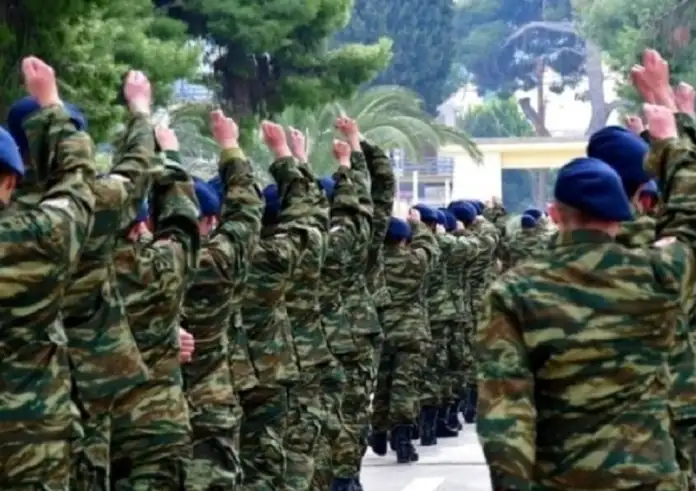 Στρατός: Τελειώνει η θητεία αγγαρεία. Αλλαγές σε εκπαίδευση, ειδικότητες και αποζημιώσεις
