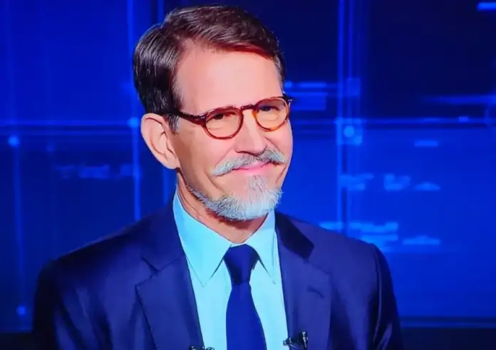 Παύλος Ντε Γκρες: «Δεν θέλω να γίνω βασιλιάς – Είμαι ένας Έλληνας που επέστρεψε για να προσφέρει»