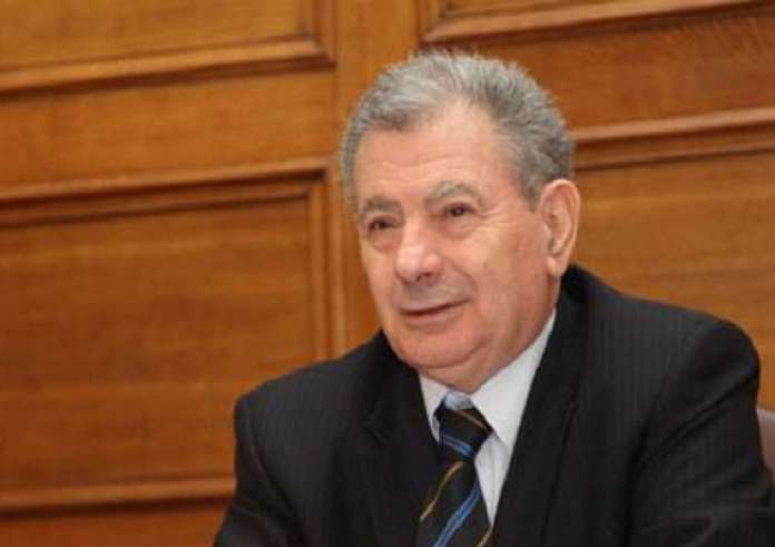 Δίκη Σήφη Βαλυράκη: «Ο πατέρας μου ήταν ξυλοκοπημένος ακόμη και στο πρόσωπο – Η στολή του ήταν άθικτη»