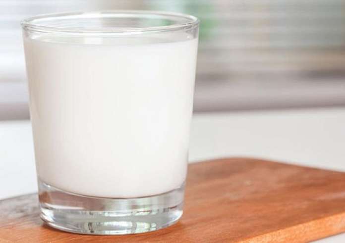 Είναι τελικά το γάλα το μυστικό για γερά οστά; Τι λένε οι ειδικοί