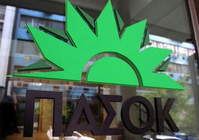 Εκλογές ΠΑΣΟΚ: Ουρές από τον κόσμο που ψηφίζει - Αναλυτικά όλα τα εκλογικά κέντρα