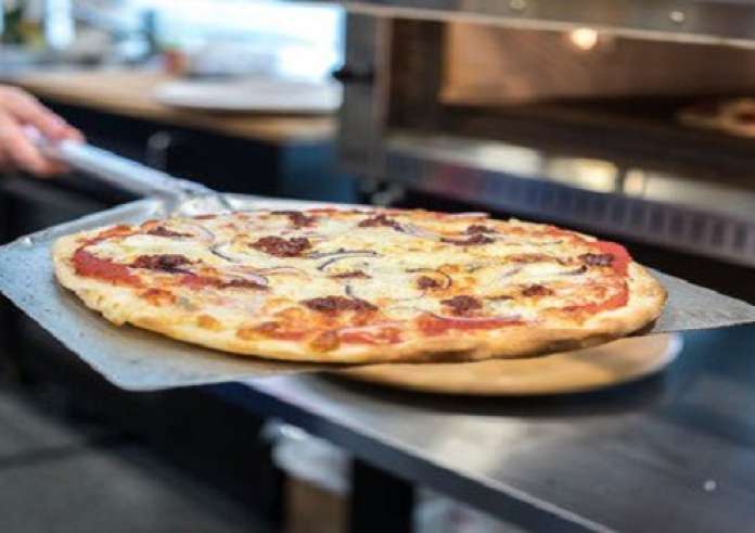 Συνταγή για Ιταλική πίτσα με πεπερόνι