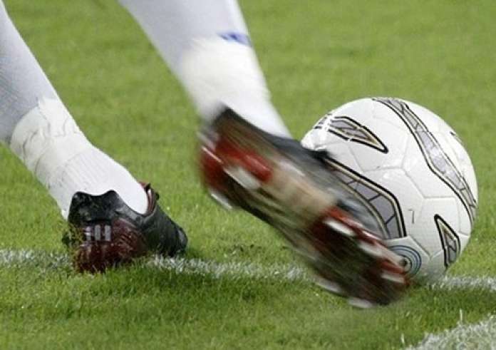 Τραγωδία στον Ρέντη: Κατέρρευσε στο γήπεδο 21χρονος ποδοσφαιριστής και απεβίωσε