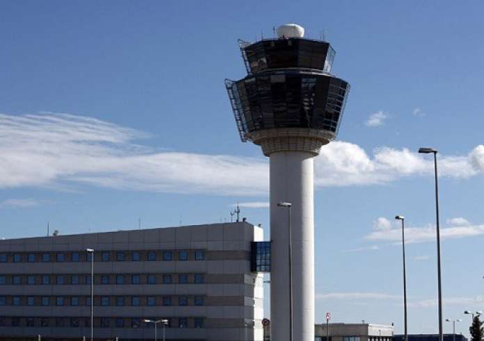 Ναρκωτικά στο αεροδρόμιο: Βρέθηκαν 185 κιλά κάνναβης μέσα σε αποθήκη του τελωνείου