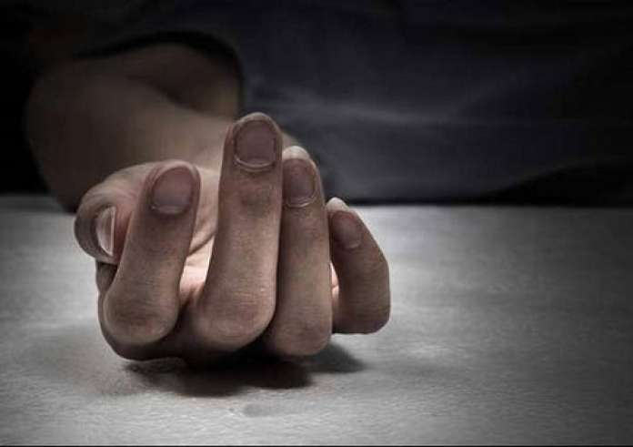 Σοκ: 14χρονη επιχείρησε να βάλει τέλος στη ζωή της – Ήπιε χλωρίνη