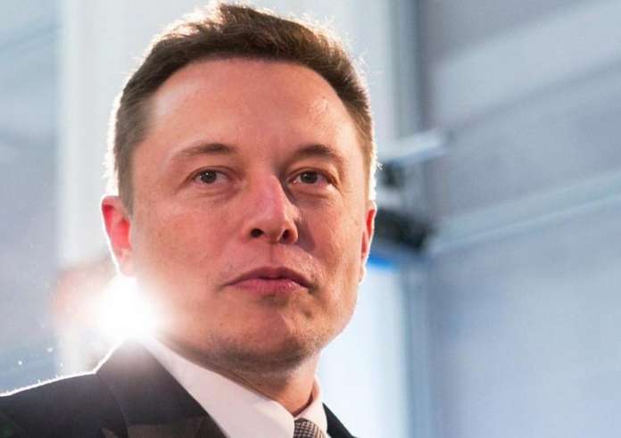 Ίλον Μασκ: Πούλησε μετοχές της Tesla ύψους 19,5 εκατομμυρίων δολαρίων