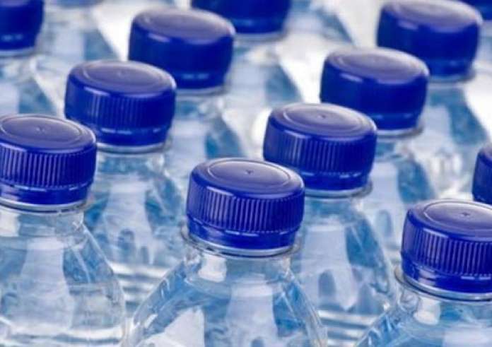 Κολοβακτηρίδια από κόπρανα και μικροοργανισμοί σε φυσικό μεταλλικό νερό