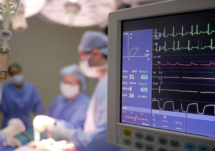 Λάρισα: Αγωνία για 34χρονη μητέρα – Στο νοσοκομείο με εγκεφαλική αιμορραγία λίγα 24ωρα μετά τη γέννα