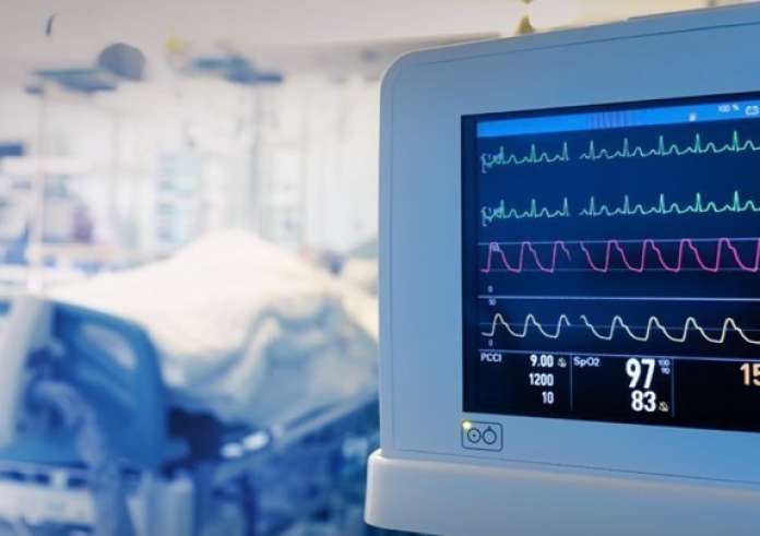 Γλυφάδα: Στη ΜΕΘ 69χρονη που δέχθηκε επίθεση από 38χρονο ενώ τάιζε αδέσποτες γάτες