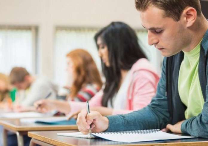 Εξεταστική: Κόβεσαι συνεχώς στο ίδιο μάθημα; Το δικαίωμα των φοιτητών
