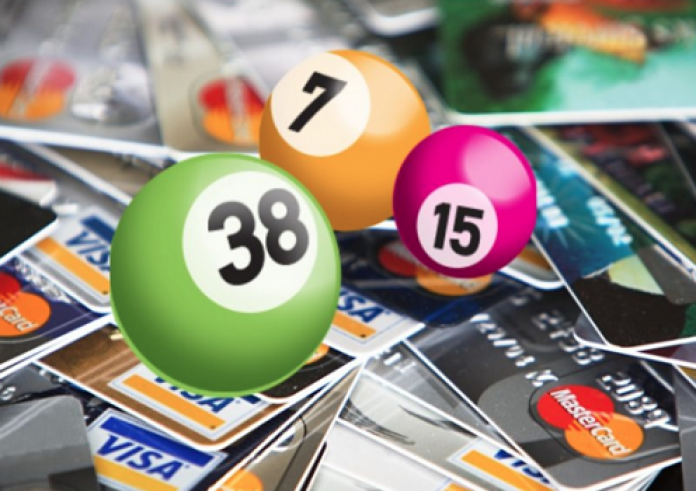 Φορολοταρία ΑΑΔΕ Δεκεμβρίου: Ένας κερδίζει 50.000€ – Δείτε αν είστε στους 556 τυχερούς