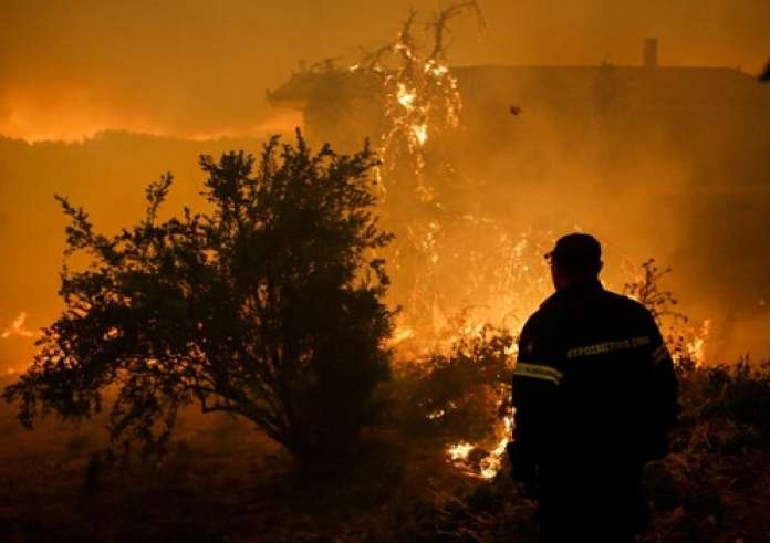 Ροδόπη: Δύο μηνύματα του 112 για φωτιά – «Απομακρυνθείτε προς Κέχρο»