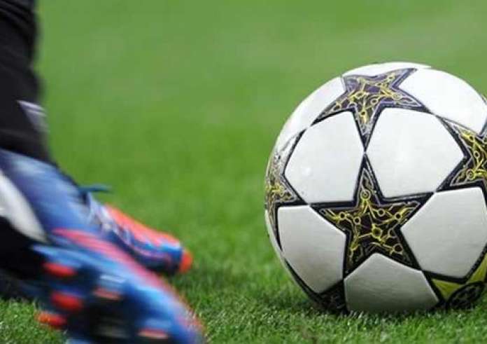 Διαιτητής έσωσε τη ζωή παίκτη της Μάιντς στον αγώνα με την Μπάγερν Μονάχου – Του γύρισε η γλώσσα και δεν μπορούσε να ανασάνει