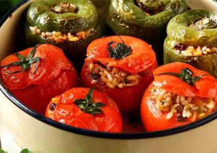 Φτιάξε τα πιο λαχταριστά γεμιστά κατσαρόλας με μια παραλλαγή από τη Σέριφο