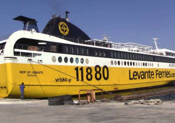 Ζάκυνθος: Τηλεφώνημα για βόμβα  στο πλοίο Fior Di Levante