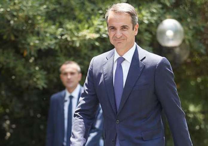 Ανασχηματισμός: Οι αλλαγές και το παρασκήνιο - Η εμπιστοσύνη σε Χρυσοχοΐδη και Άδωνι, η αναβάθμιση της Δόμνας