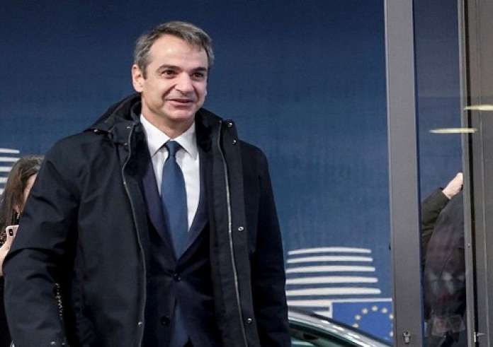 Σε καφετέρια στο Γαλάτσι ο Κυριάκος Μητσοτάκης