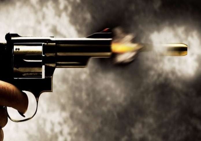 Περιστέρι: Ρομά άνοιξαν πυρ κατά πορτιέρη νυχτερινού κέντρου επειδή «έφαγαν πόρτα»