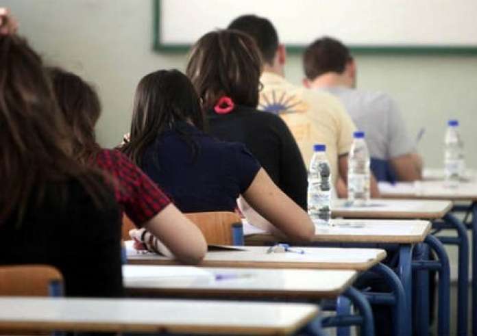 Πανελλήνιες: Εντατικό διάβασμα το προηγούμενο βράδυ; Τι δείχνει νέα έρευνα