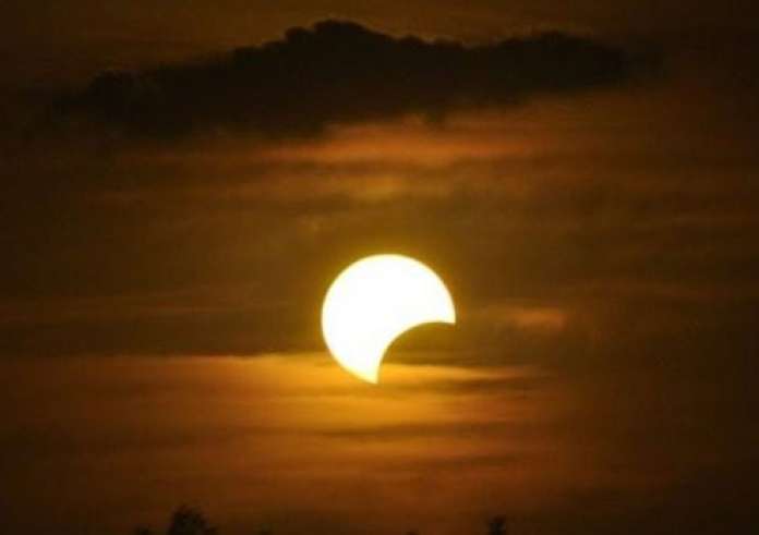 Πανσέληνος Ιουλίου: Πότε είναι το «Φεγγάρι του Κόκκινου Ελαφιού»