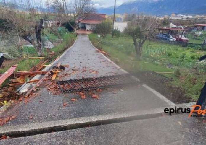 Κακοκαιρία: Ζημιές από ανεμοστρόβιλο στη Θεσπρωτία - Καταστράφηκαν στέγες, έσπασαν τζάμια