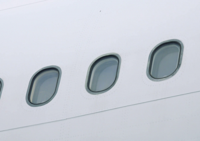 Γιατί τα παράθυρα των αεροπλάνων είναι οβάλ