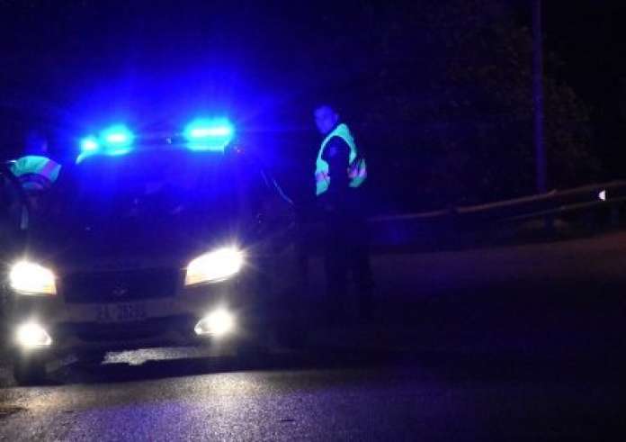 Αιματηρό επεισόδιο στο Λουτράκι: Πέντε άτομα σε καβγά με μαχαίρια, ένας στο νοσοκομείο