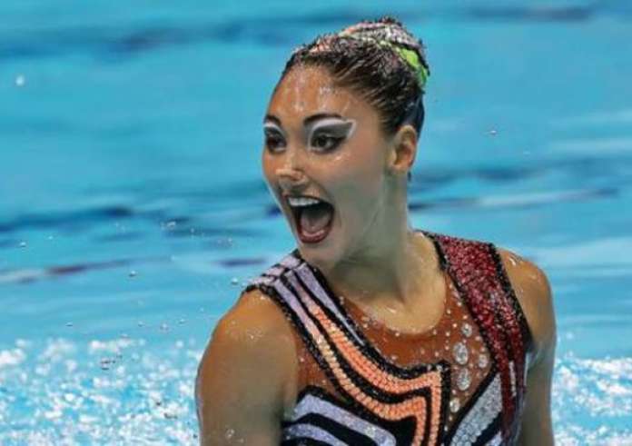 Η Ευαγγελία Πλατανιώτη κατέκτησε το χρυσό μετάλλιο στην καλλιτεχνική κολύμβηση